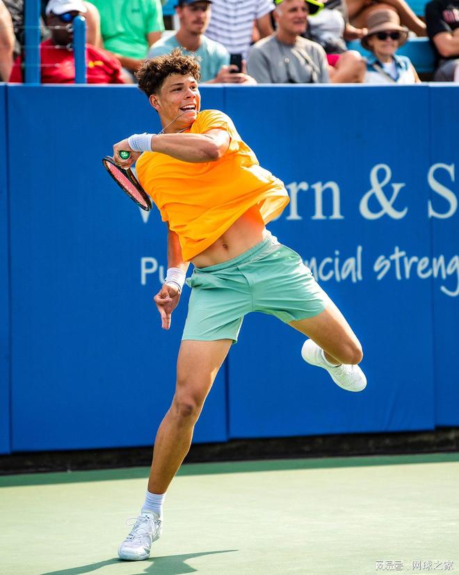 捍卫自己的 捍卫自己的