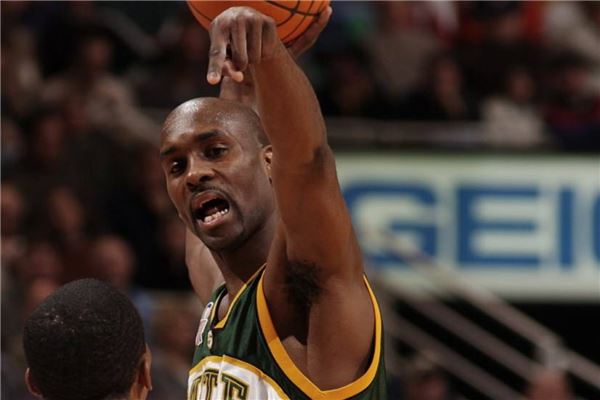 队陷入连锁 队陷入连锁