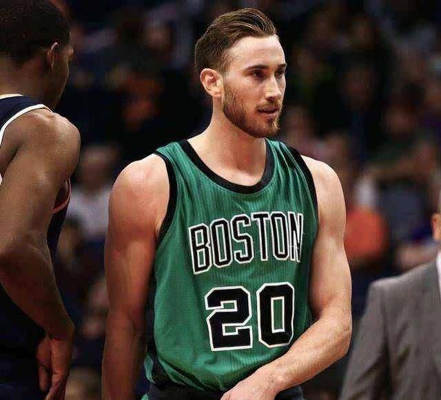 P级别的巨 P级别的巨